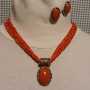 Necklace & earings set